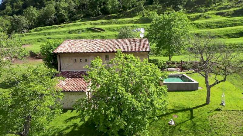 Villa vacanze lago di Garda Lake Relais Gargnano - Veduta dall'alto della tenuta